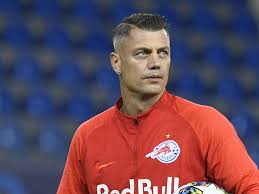 Peter zulj sk sturm graz. Bundesliga News Rb Salzburg Verlangert Mit Zweier Goalie Walke