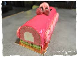 Buche Framboise Cœur Chocolat Blanc Buche Framboise Chocolat Blanc Chocolat