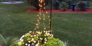 Schone Kreative Lichtideen Fur Den Garten Beleuchtung Blitz Design Garten Gartenarbeit Wohnkul Garten Design Hinterhofideen Und Landschaftsbau