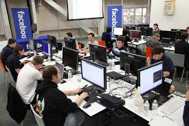 Untukk bisa tidur siang saat di kantor ini. Mantan Karyawan Ungkap Sisi Kelam Bekerja Di Facebook