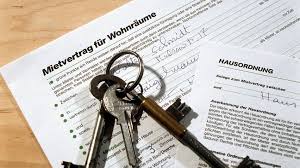 Eine umwandlung liegt dann vor, wenn ein vermietetes mehrfamilienhaus erstmals in mehrere separate eigentumswohnungen aufgeteilt wird. Irrtumer Im Mietrecht Was Durfen Mieter Und Vermieter Der Spiegel