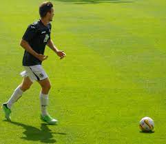 Facebook gives people the power to share and. Stephen O Donnell Fussballspieler 1992 Wikipedia