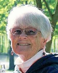 Helen Beers's Instagram, Twitter & Facebook