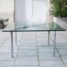 Mies van der rohe's barcelona coffee table displays the pure compositional structure that epitomizes modern architecture. Mies Van Der Rohe Barcelona Coffee Table By Knoll International Schlicht Designmobel