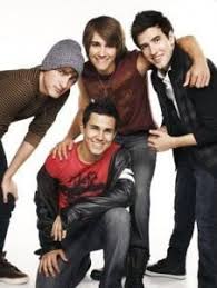 One day kendall knight, james diamond, carlos garcia and logan mitchell were just playing hockey and trying to pass math, and the next they're on their way to l.a. Liedtext Big Time Rush De