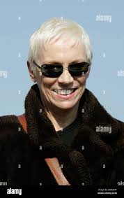 Annie lennox hi-res stock photography and images