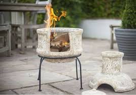 Ordinarily, looking at traditional fire pit and chiminea, one will see immediately draw a conclusion that the latter is safer than the former. 9 Chiminea Pizza Ovens Ideas Outdoor Fire Chiminea Backyard
