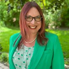 Had fun talking to the social team at U.S. Bank today about social media  trends as part of their strategic planning day. Of course, I didn't get any  pics because 1) I