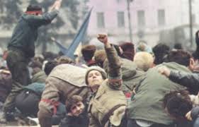 Acum 20 de ani, europenii din est au cerut respectarea drepturilor. DupÄ 30 De Ani In CÄutarea RevoluÅ£iei Pierdute 1989 Vantul SchimbÄrii In Europa De Est