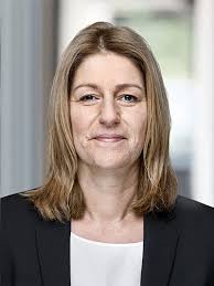 Barbara Resch's Instagram, Twitter & Facebook