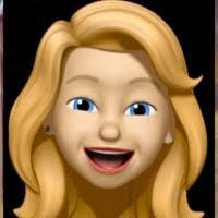 Kim Garfield's Instagram, Twitter & Facebook