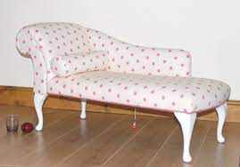 Built with sturdy wood, this chaise lounge has 2 armrests along with a stylish blue and white cushion. Ebern Designs Aracely Right Facing Children S Chaise Lounge Wayfair Co Uk