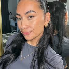 Watch as Ben takes hot dogs to a new level of gourmet with a touch of  KEEN'S Mustard Powder! Check out his Pork Hot Dogs with Slaw recipe here: