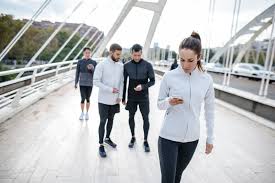 La fréquence cardiaque est le nombre de battements cardiaques (ou pulsations) par unité de temps (généralement la minute). Frequence Maximale Cible Et Au Repos Calcul