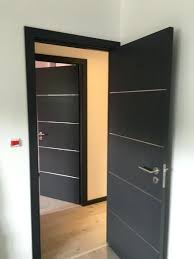 Customiser Une Porte D Interieur Customiser Une Vieille Valise En Carton Customiser Porte Customiser Porte Interieure Porte Interieure