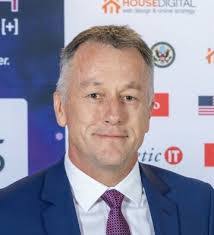 Matthew Brierley's Instagram, Twitter & Facebook