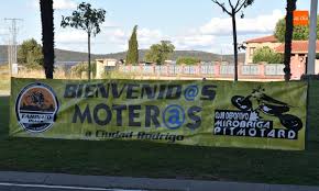 Kenpark beautiful, great body, she just have it all.