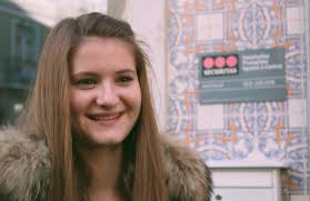 IL CENTO E' DONNA AL VERONESE L'anno particolare e le condizioni difficili  in cui gli studenti hanno affrontato la preparazione per l'esame di Stato  facevano temere molto. Invece, tutto è andato per