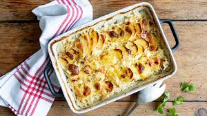 Für eine extra portion gesunde fette können sie die hälfte der semmelbrösel durch gehackte nüsse ersetzen. Auflauf Uberbacken Mit Welchem Kase Und Welcher Sosse Ndr De Ratgeber Kochen Warenkunde