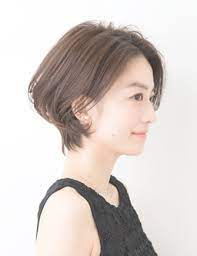 アラフィフ必見 女優 鈴木京香 に学ぶ モテる美魔女の髪型まとめ bangs バングス ヘアスタイル ヘアスタイリング ボブ