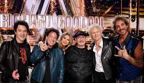 Journey Performs with 'America's Got Talent' Winner Richard Goodall on  Finale