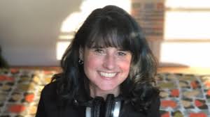 Michelle Briand's Instagram, Twitter & Facebook