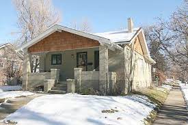 Craftsman bungalow home plan, expansive porch, single story. 1920 Craftsman Bungalow In Denver Colorado Oldhouses Com