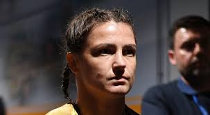 Katie Taylor reigns supreme as she beats Jennifer Han in Leeds