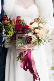 Get it as soon as mon, may 24. Red Pink Wedding Bouquet Of Roses And Greenery In The Hands Of Fototapete Fototapeten Rustikal Romantik Natur Myloview De