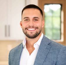 Mary B Giaquinto, licensed re salesperson