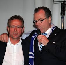 Posted by 6 days ago. Schalke Boss Tonnies Rangnick Ist Geistig Erschopft Er Ist Ausgebrannt Welt