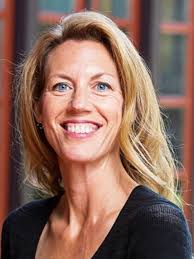 Our Faculty at Albertus Magnus College