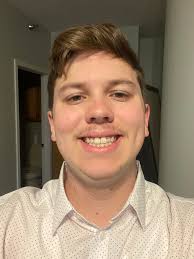 Hi everyone! My name is Matt, I am 23, from Cincinnati, Ohio, and just  graduated from Ohio State University with a CS degree and I'm looking to  move to Chicago! Ideally want