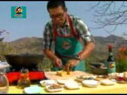 Maybe you would like to learn more about one of these? Semur Telur Puyuh Tahu Bango