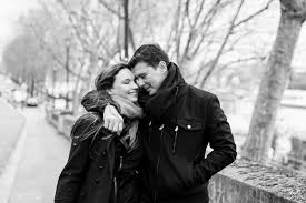 Resultado de imagem para casal apaixonado
