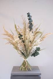 Our flower petals are flavourful, versatile and advantageous for your beverages. Dry Flower Bouquet Dried Bouquet Dry Bouquet Dried Flowers Pampas Grass Bouquet Dried Flower Arrangements Dried Flowers Dried Flower Bouquet