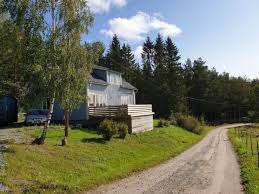 Das apartment bietet zudem 1 bad mit einer dusche. Wunderschones Einfamilienhaus Mit Flussblick Am Waldrand Vasteras Schweden Ps0026