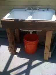 outdoor sink makes water recycling simple amenagement jardin bassin evier exterieur idees jardin