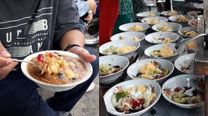 Tempatnya di restoran kedung sari, disini ada nasi rawon dan ayam bacem yang enak banget. 17 Es Buah Dan Es Campur Paling Enak Di Jogja Terkenal Segar Banget Aneka Wisata