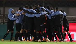 Uruguay enfrentó a chile en el centenerio de montevideo y las polémicas no se hicieron esperar. Uruguay Vs Chile Eliminatorias En El Ultimo Minuto Uruguay Derroto A Chile Dirigida Por Reinaldo Rueda Deportes Caracol Radio