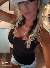 Getting Started with Lemon8: A Beginner's Guide 🎀✨