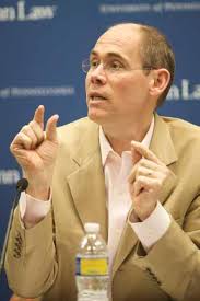 The Music Bar page 22 Un-Common Lawyers page 30 Breaking New Ground page 39