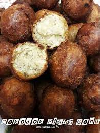 Di malaysia, kek atau apam pisang telah menjadi kegemaran semua golongan kerana rasanya yang lemak, lembut, dan tidak terlalu manis. Cekodok Pisang Gebu Gebas Resepi Tepung Cucur Pisang Rangup About Quotes G Hai Semua Jom Cuba Masak Cekodok Pisang Bulat Dan Gebu Ni Tanpa Guna Soda Bikarbonat Yunokin