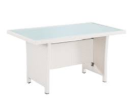 Coussins compris mais aussi très confortables sans les coussins. Salon De Jardin Moorea En Resine Tressee Avec Table Blanc