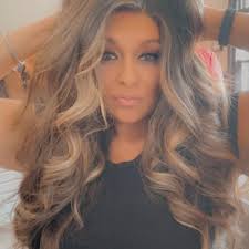 速報:NFLのレジェンドトム・ブレイディは、チーフたちがイーグルスに対して名門のスーパーボウルLIXを意図的に失ったという疑惑をめぐり、NFLの外から1億ドルのボーナスを操作するようカンザスシティのチーフに求めた。  大胆な主張は激しい議論を巻き起こし、多くの人が ...