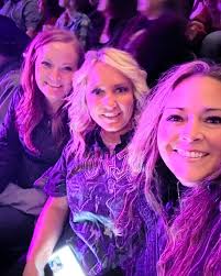 🔊🚨There's nothing like “Fancy” live by Reba to transport you back to The  Glorious 90's! Thanks to the lovely @brandee.stubbs for the invitation and  great time!!