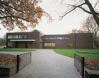 Museum haus lange in krefeld. Kunstmuseen Krefeld Haus Lange Haus Esters