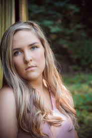 Portraits and Senior Portraits by Kendra Harrell Photography