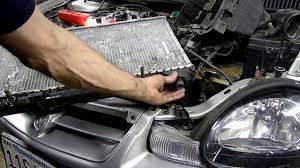 How To Replace The Radiator To A 2002 Dodge Neon « Maintenance ::  Wonderhowto