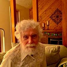 Leonid & Friends Performing EWF Songs